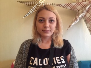 EmmaWowSweet webcam girl as a performer. Gallery photo 1.