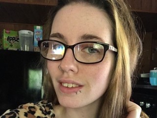 LilyDemonia webcam girl as a performer. Gallery photo 1.