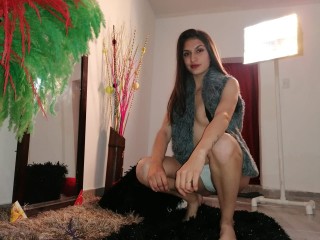 Amira_Slave webcam girl as a performer. Gallery photo 3.