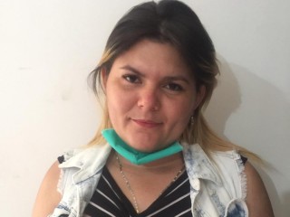 kemindians webcam girl as a performer. Gallery photo 3.