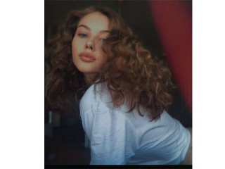 HarrShow webcam girl as a performer. Gallery photo 8.