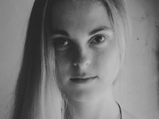 FreyaBergstrom webcam girl as a performer. Gallery photo 2.