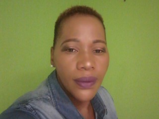 NAUGHTYCUPCAKE69 webcam girl as a performer. Gallery photo 1.