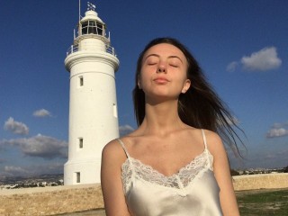 Loraine_Love