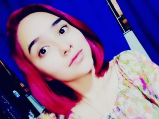 maiithe webcam girl as a performer. Gallery photo 1.