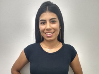 Geminnis webcam girl as a performer. Gallery photo 1.