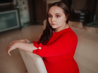 VERONA_J webcam girl as a performer. Gallery photo 7.