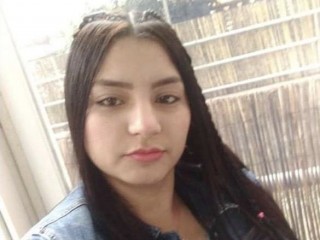 Karlyevan webcam girl as a performer. Gallery photo 2.