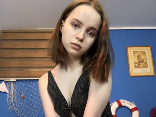 jinacoylS webcam girl as a performer. Gallery photo 2.