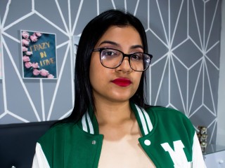 MeganRouse webcam girl as a performer. Gallery photo 4.