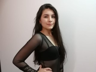 madisonlintz webcam girl as a performer. Gallery photo 1.