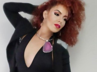 YERALMI_G webcam girl as a performer. Gallery photo 2.