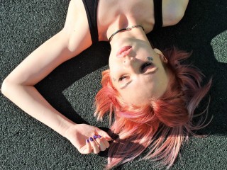 BellaSeen webcam girl as a performer. Gallery photo 6.