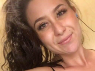 SexyOlive webcam girl as a performer. Gallery photo 2.