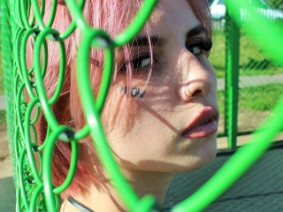 BellaSeen webcam girl as a performer. Gallery photo 8.