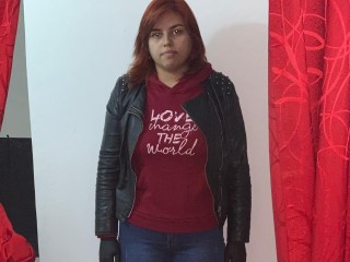 aurorapandorawd webcam girl as a performer. Gallery photo 1.