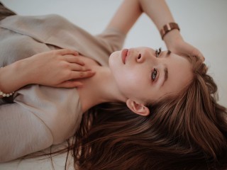 CARIBA_SI webcam girl as a performer. Gallery photo 8.