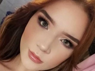 AliiciaFox webcam girl as a performer. Gallery photo 2.