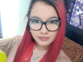 Karol_Jones webcam girl as a performer. Gallery photo 2.