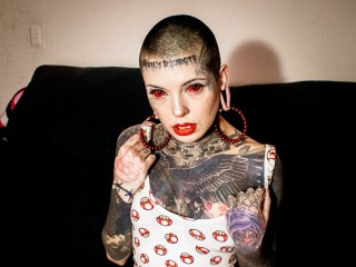 zombiemari webcam girl as a performer. Gallery photo 8.