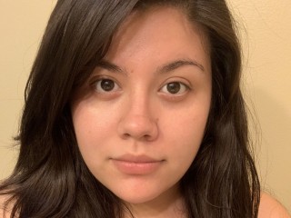 pregnantandshy webcam girl as a performer. Gallery photo 1.