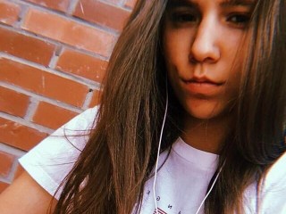 Elza_Miller webcam girl as a performer. Gallery photo 1.