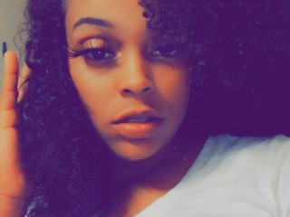 Fancyyy webcam girl as a performer. Gallery photo 1.