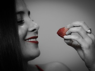 MiaEyess webcam girl as a performer. Gallery photo 3.