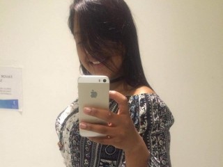 Sally_Squirt01 webcam girl as a performer. Gallery photo 1.