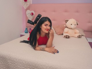 AshelyBaker webcam girl as a performer. Gallery photo 4.