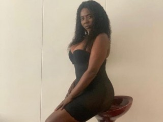 luababe webcam girl as a performer. Gallery photo 1.