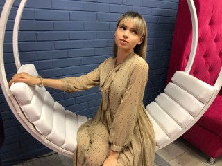 DianaAsher webcam girl as a performer. Gallery photo 4.