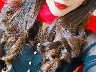 CutePari webcam girl as a performer. Gallery photo 1.