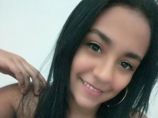 KlooeXXX webcam girl as a performer. Gallery photo 2.