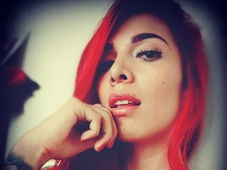 EvaSiimons