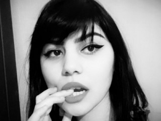 Lovely_Mali webcam girl as a performer. Gallery photo 2.