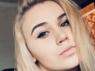 Anutina webcam girl as a performer. Gallery photo 5.