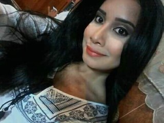 MarianelaSoto webcam girl as a performer. Gallery photo 1.