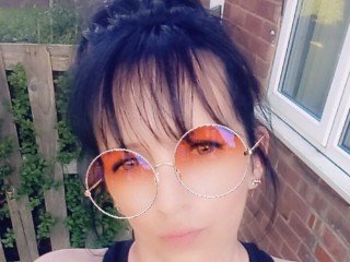 Alexandraax webcam girl as a performer. Gallery photo 2.