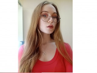 ErikaMontgomery webcam girl as a performer. Gallery photo 8.