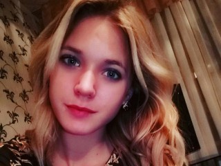 KittyTeen69xx webcam girl as a performer. Gallery photo 1.