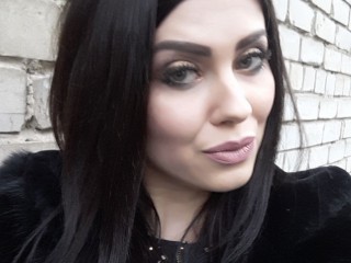 CarolXBerry webcam girl as a performer. Gallery photo 4.