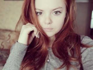 CutieRedFox webcam girl as a performer. Gallery photo 1.