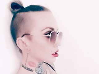 ClarityJoy webcam girl as a performer. Gallery photo 1.