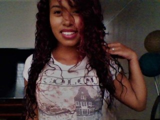 ShanonMichell webcam girl as a performer. Gallery photo 4.