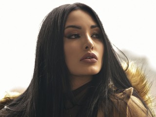 SARA_Ce webcam girl as a performer. Gallery photo 7.