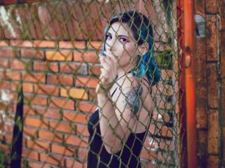 RebeccaJenners webcam girl as a performer. Gallery photo 1.