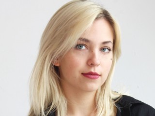 PyperBright webcam girl as a performer. Gallery photo 4.