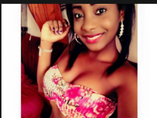 Michonnesex webcam girl as a performer. Gallery photo 2.