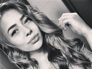 LollyDolly_Xxxx webcam girl as a performer. Gallery photo 1.